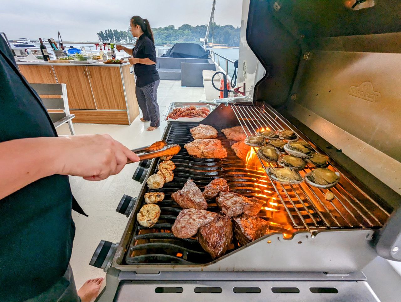 Ultimate Guide to Hosting a Small Yacht BBQ Party for Less Than 10 Pax